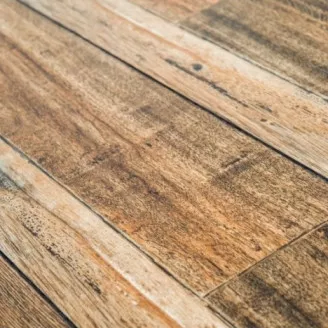 Цена Ламинат 94001 Дуб Графит Палубный Vintage Grun Holz
