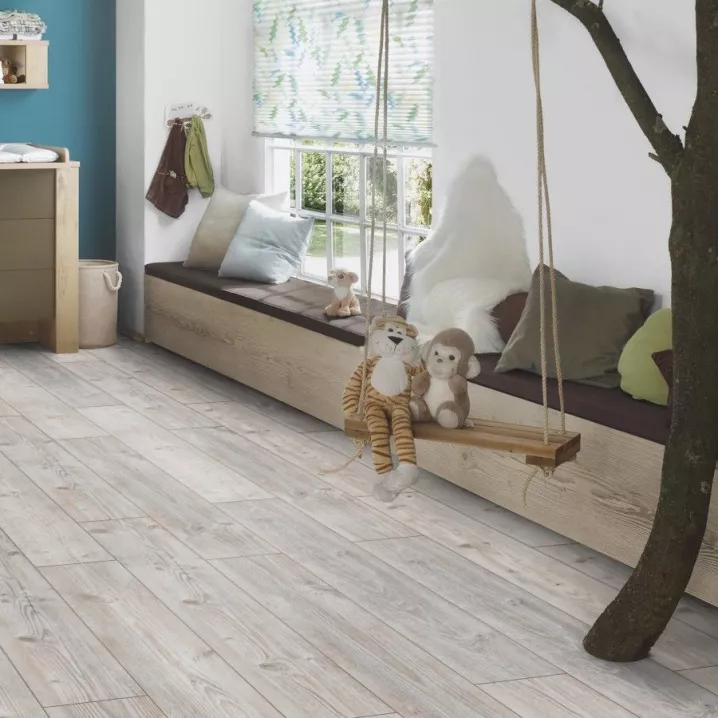 Ламинат К274 Сосна Хайтрейл Variostep Classic Krono Original - в Днепре Ламинат К274 Сосна Хайтрейл Variostep Classic Krono Original - в Днепре