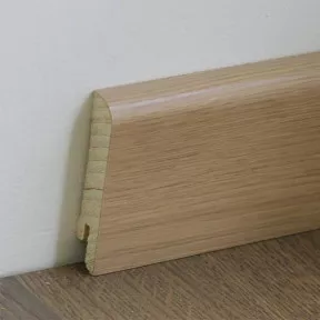 Плинтус деревянный White Oak Varnished 70мм Pedross