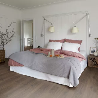 Цена Ламинат EHL132 Ru Дуб Ставерн Home Classic Egger